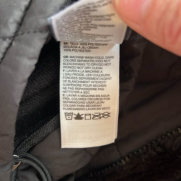 The North Face Reversible Vest - Picture 9 of 10